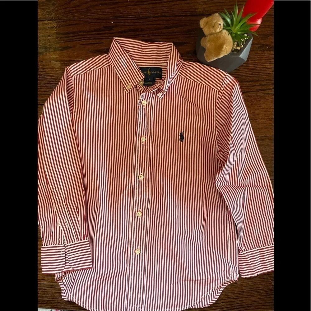 🤗- Ralph Lauren button down shirt for boy size 5